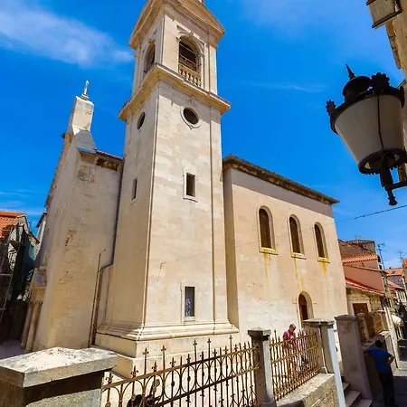 Stylish In Croatia Near Beach